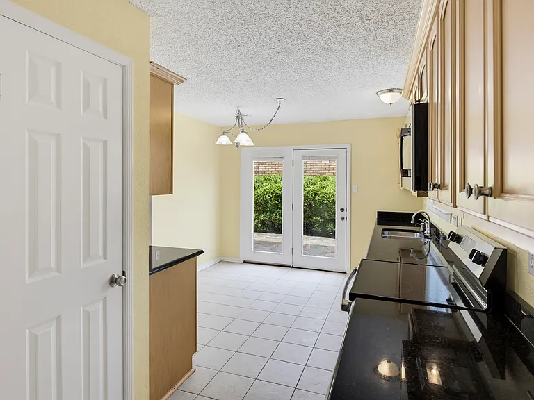 1937 Cheyenne Dr — Photo 12