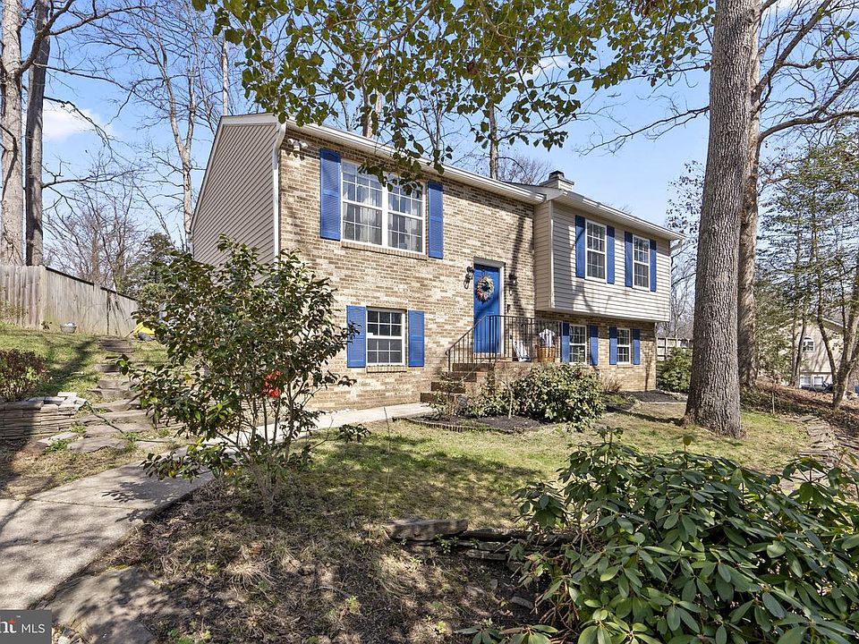 1st image of 816 Valley Dr