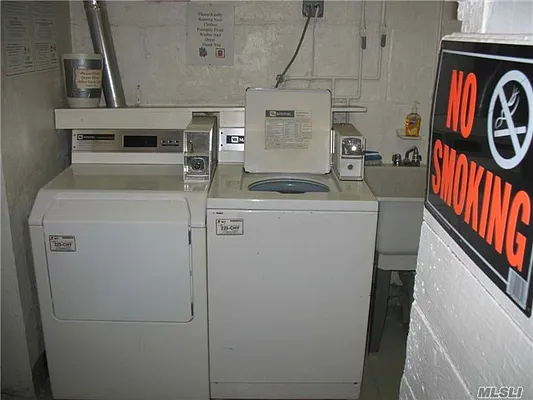 Sold by Daniel Gale Sotheby's International Realty | media 12