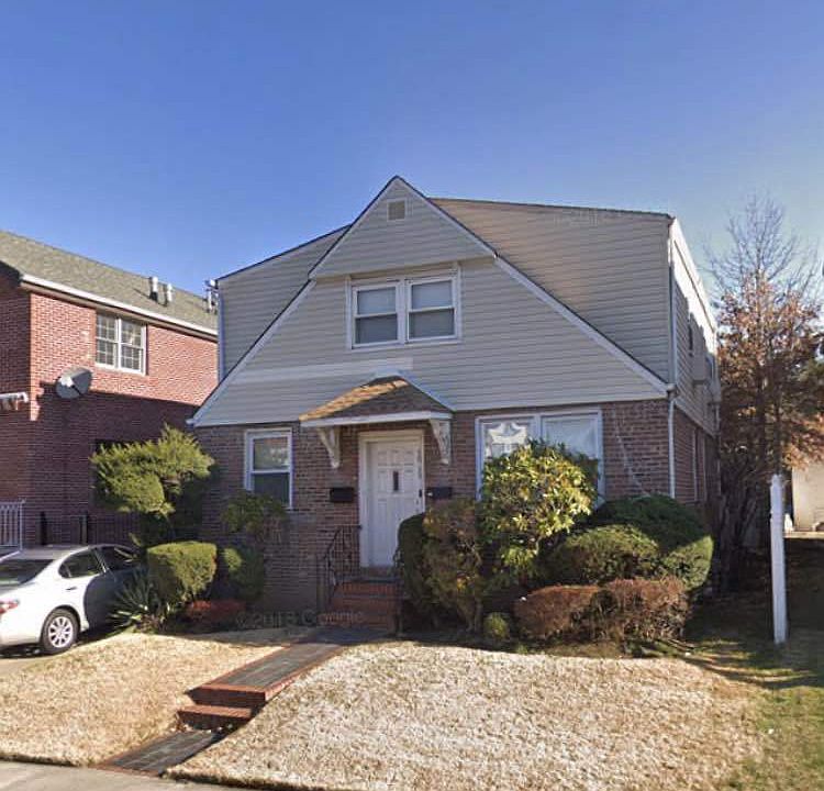 1st image of 5033 190th St #2
