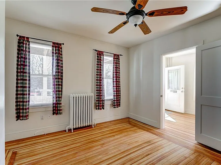 577 Spring St — Photo 4