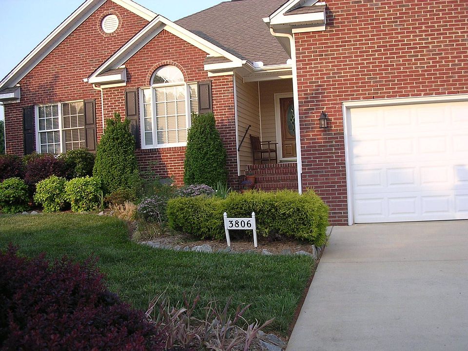 1st image of 3806 Longmeadow Dr