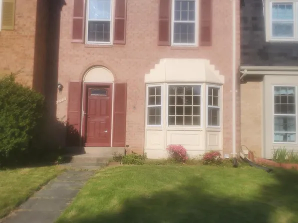 9202 Weathervane Pl, Gaithersburg, MD 20886