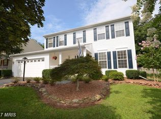 21033 Willowbrook Dr, Ashburn, VA 20147