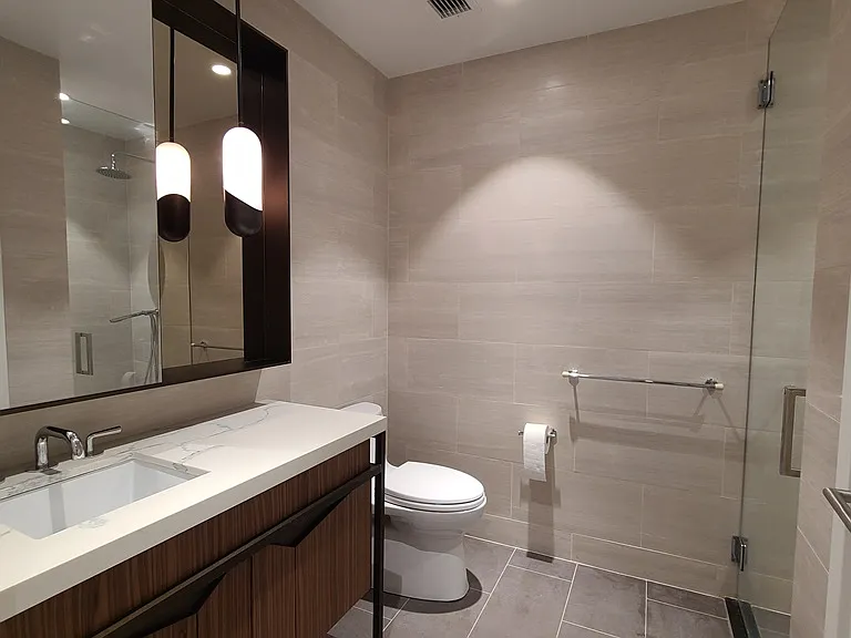 13327 39th Ave #10B — Photo 2