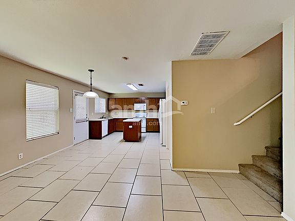 4th image of 5906 Barton Holw