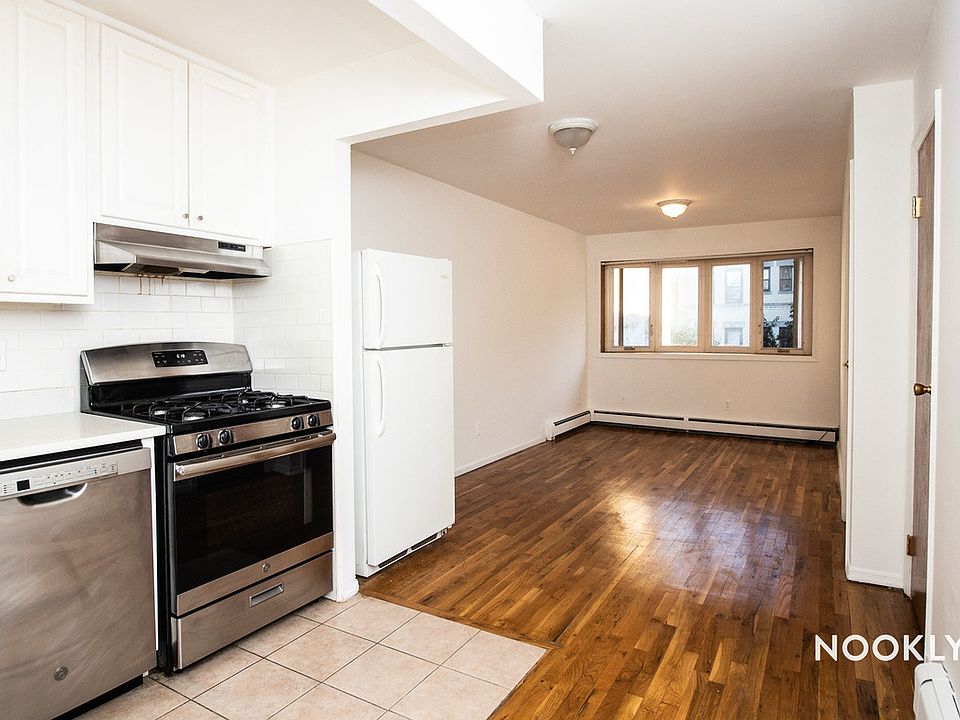 1st image of 795 Saint Johns Pl #3L