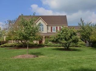 12 Hoffman Pl, Belle Mead, NJ 08502