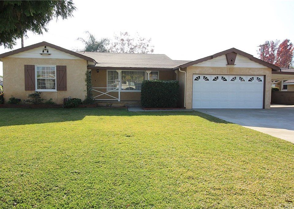 1st image of 1054 E Casad Ave