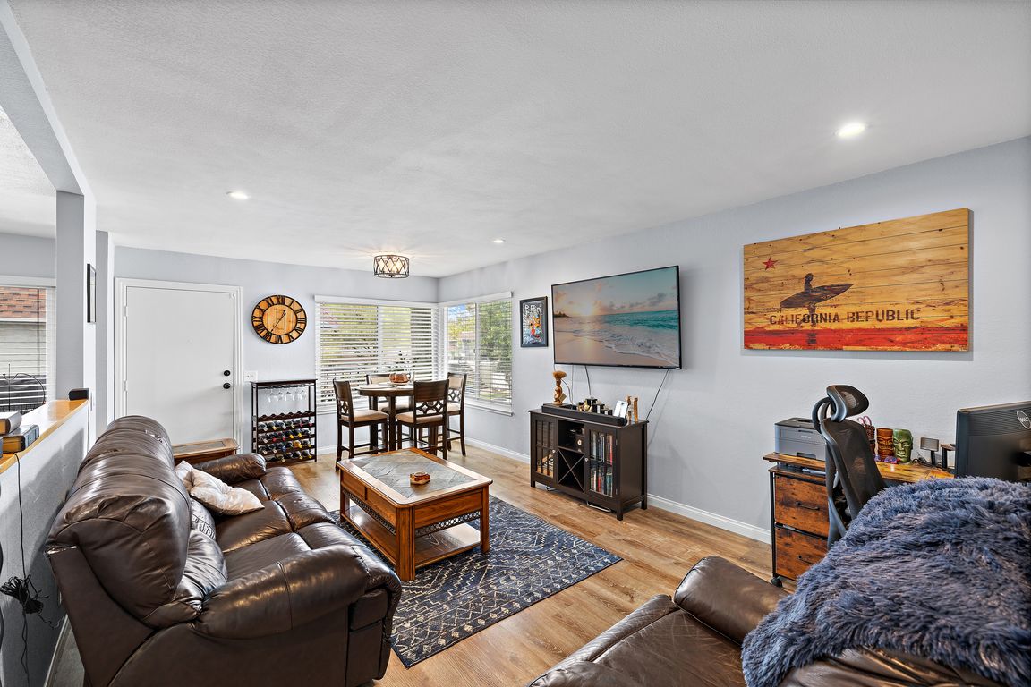 next background image