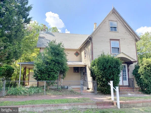 212 N Railroad Ave, Camden Wyoming, DE 19934