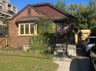 931 Royal York Rd, Toronto, ON M8Y2V8