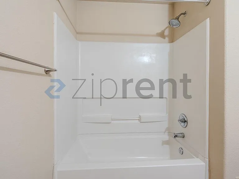 3029 Cambridge Meadows Ln — Photo 27