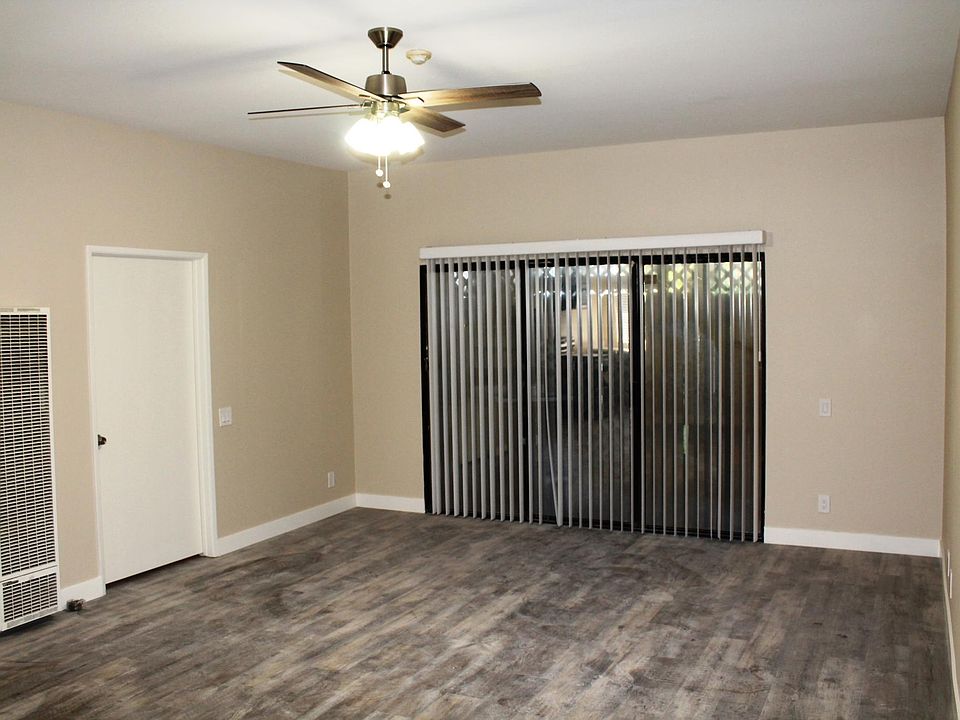1st image of 1633 Stanley Ave APT 102