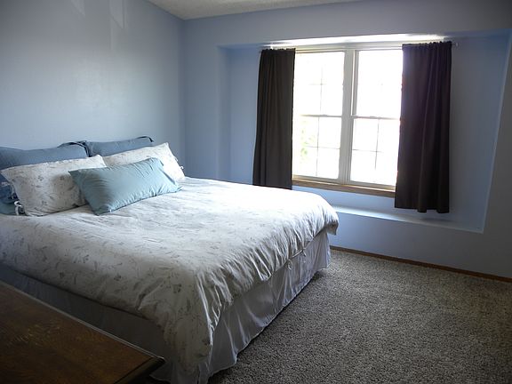 master bedroom (upstairs)