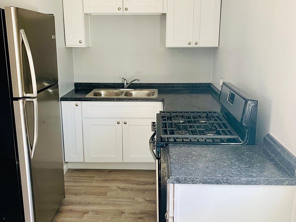 1st image of 3818 39th St