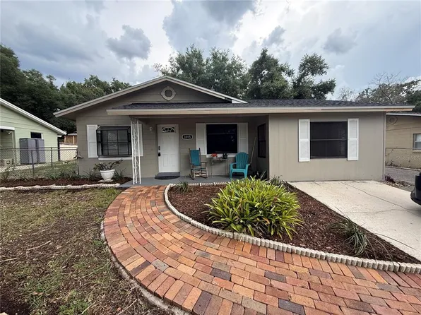 1015 W Montrose St, Clermont, FL 34711