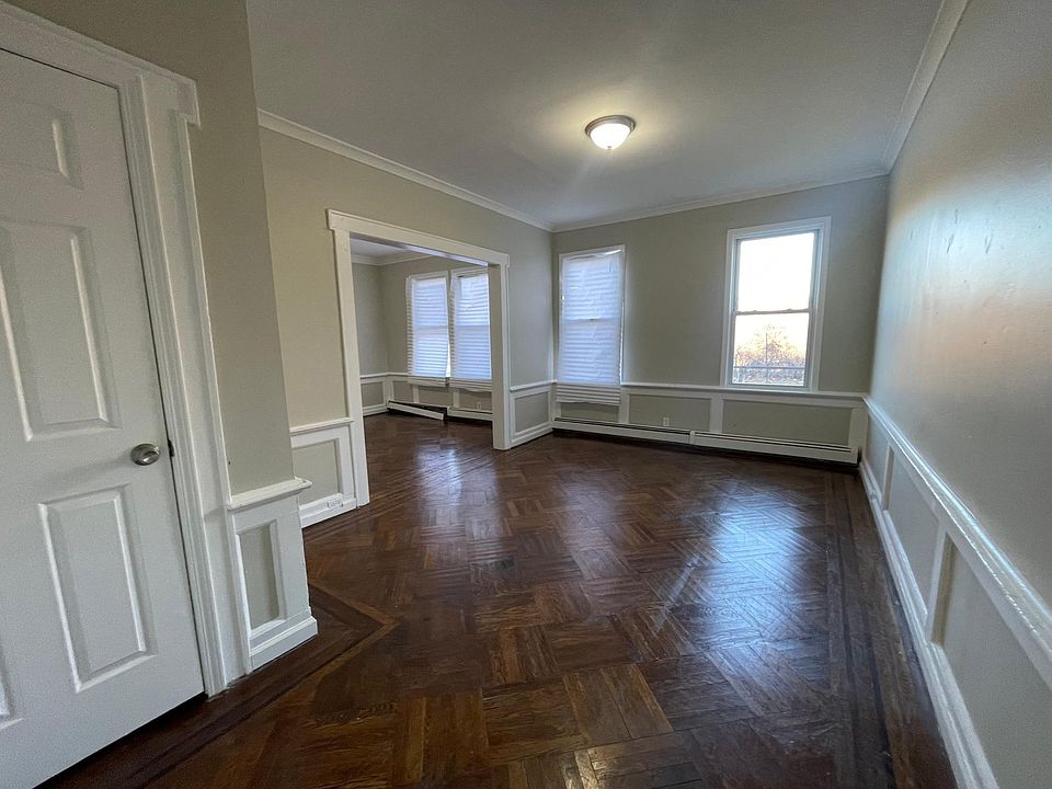 238 Leslie St Newark NJ Zillow