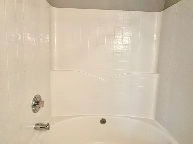 2754 Thornbush Ct — Photo 3