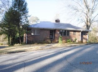 701 Reynolds Cir, Gadsden, AL 35901