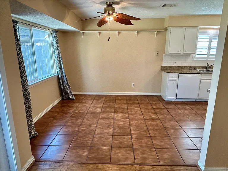 22330 Coriander Dr — Photo 5