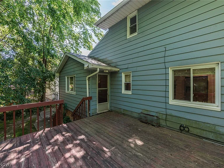 23721 Greenlawn Ave — Photo 41