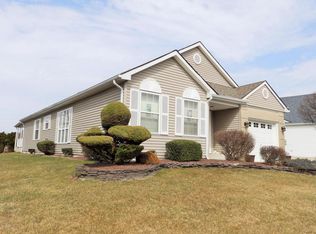 76 Portsmouth Dr, Toms River, NJ 08757