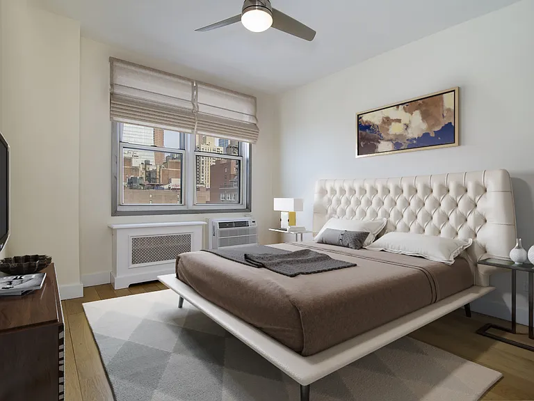 160 E 27th St #9F — Photo 2