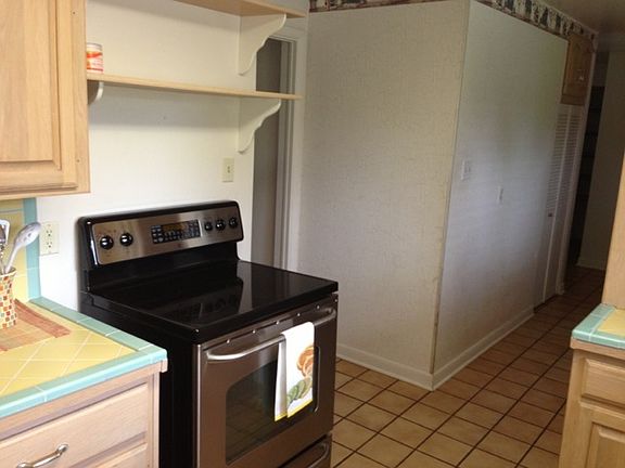 3rd image of 15 Sierra Vista Dr