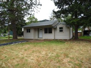 159 NE Pine Ave, Myrtle Creek, OR 97457