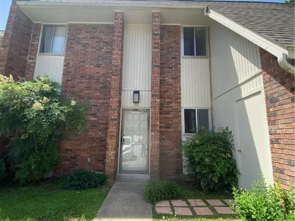 1500 S Albert Pike Ave APT 40, Fort Smith, AR 72903