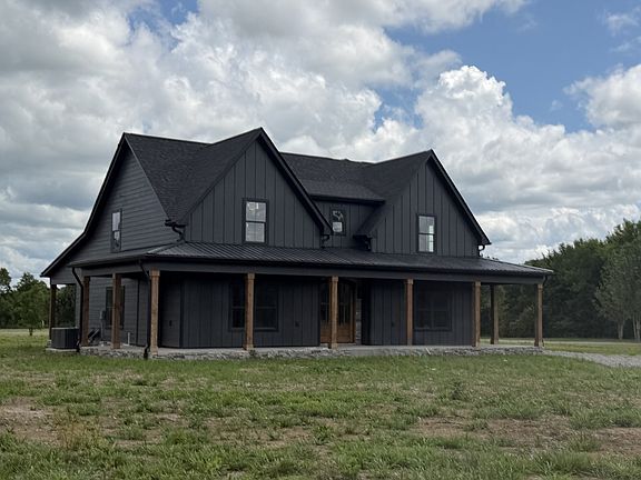 3rd image of 1165 Linwood Rd
