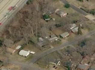 616 Dewolfe St, Charlotte, NC 28208