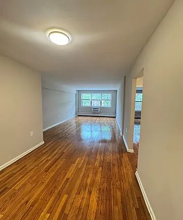 2nd image of 6314 Dawson St Room 1