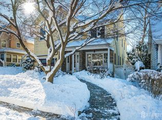 71 Spring St, Metuchen, NJ 08840