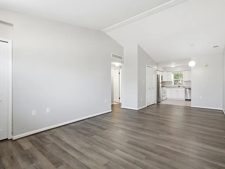25736 Lira Ln — Photo 11