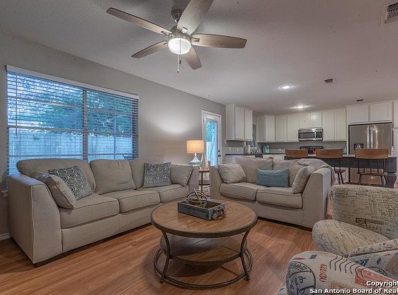 4th image of 1504 Donaldson Ave
