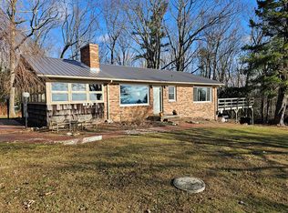 27 Glen Pine Ln, Fancy Gap, VA 24328
