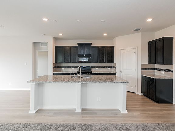 Vista Ridge - Sabrina Interior Image 3