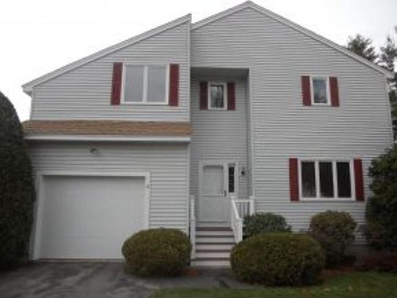 3rd image of 18 Scarborough Dr