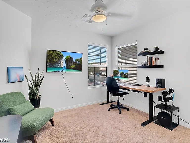 9228 Freedom Heights Ave — Photo 15