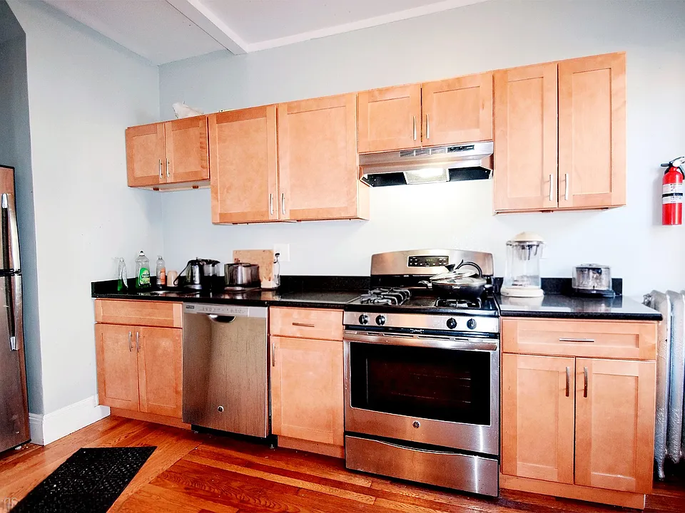 48 Englewood Ave #1