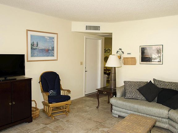 3rd image of 2310 S Farnsworth Dr Unit 46