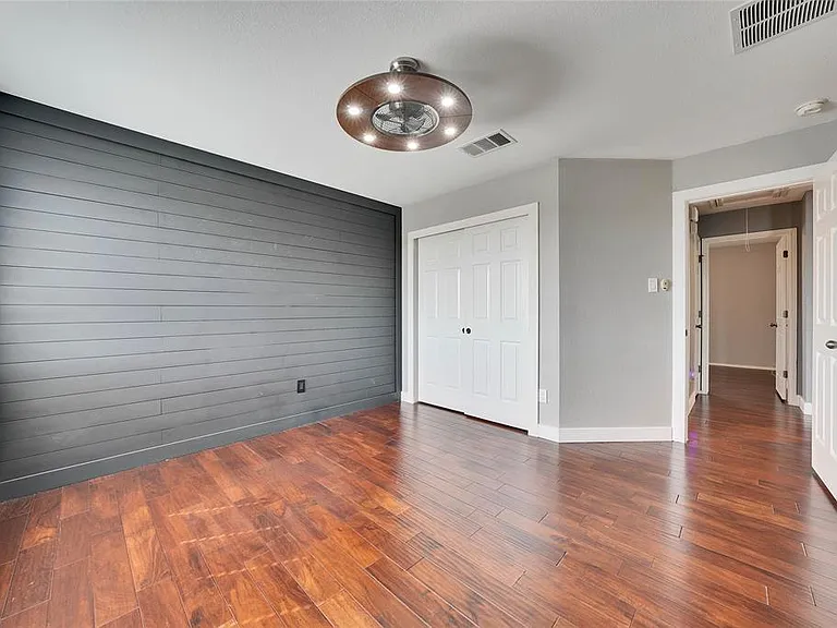 11129 Persimmon Gap Dr — Photo 28