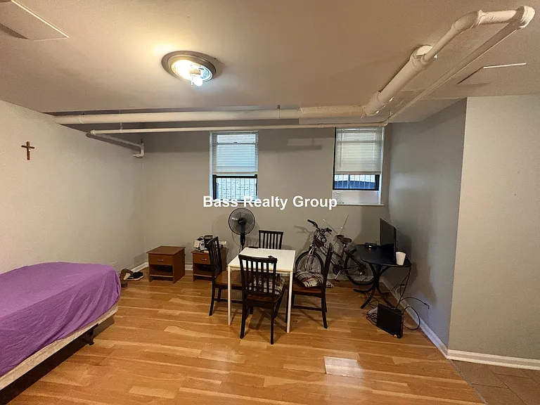 1737 W Estes Ave #G2 — Photo 3