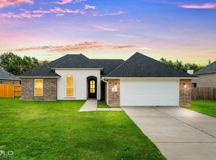 6881 White Tail Ln, Shreveport, LA 71107