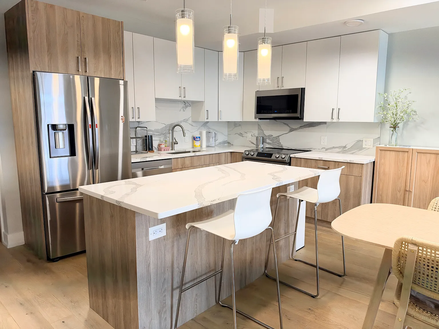 2 bed, 1239 sqft, $2,950 — Photo 1