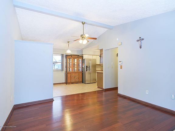 5th image of 5418 Saint Marys Ct