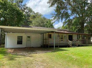 218 Terry St, Center, TX 75935