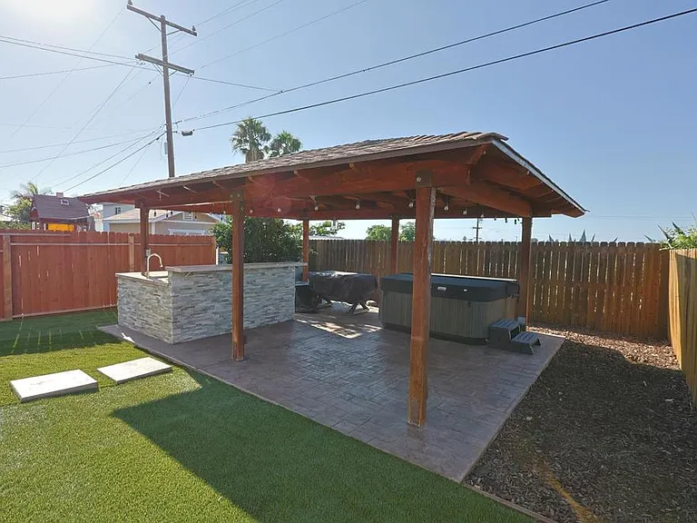 5740 Midwick St — Photo 19